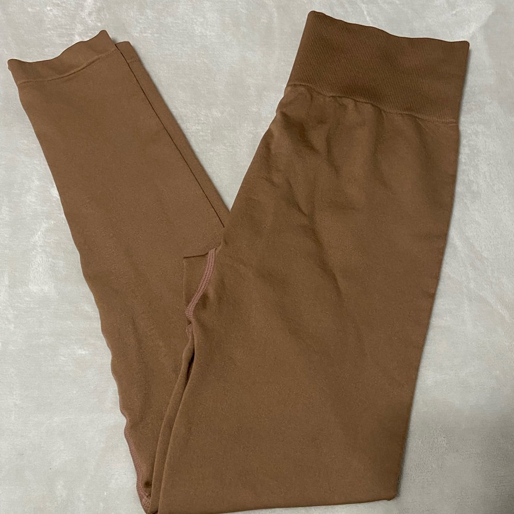 Tan Brown Peachy Bunz leggings